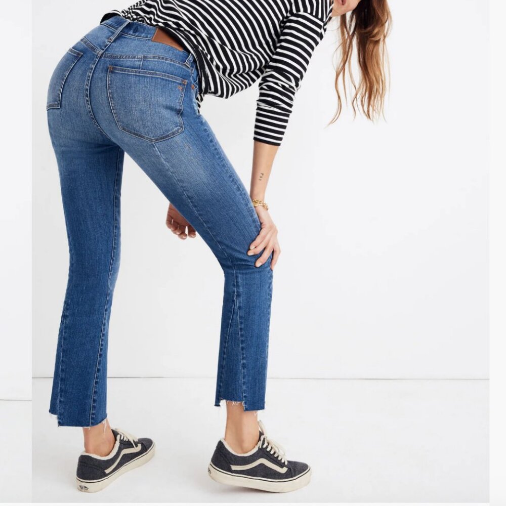 Madewell Cali Demi-Boot Mid Rise Jeans in Kemper Wash: Back-Seam Edition EUC 32 - Picture 2 of 12